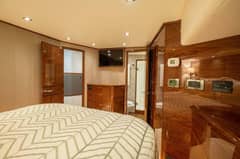 2023 Viking 64 Convertible photo 9