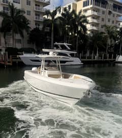 2019 Intrepid 345 Nomad FE "T/T Jodi Ann" photo 2