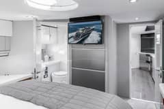 2005 Sunseeker 68 Predator "Sweet T" photo 8