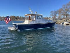 2001 Grand Banks Eastbay 38 HX "Brown Eyed Women" photo 2