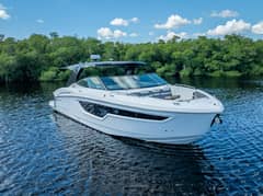 2022 Cruisers Yachts GLS OB "Walking on Water" photo 1