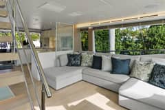 2021 Monte Carlo Yachts MCY 76 Skylounge photo 4