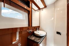 2017 Sea Ray 510 FLYBRIDGE photo 9