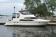 2006 Carver 44 CMY "Mist Approach" photo 1