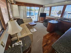 1999 Carver 530 Voyager "Swan" photo 2