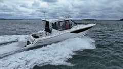 2021 Boston Whaler 405 Conquest photo 5