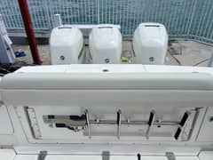 2020 Boston Whaler 380 Outrage Center Console "2nd Ammendment" photo 4