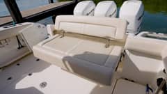 2018 Boston Whaler Realm photo 4