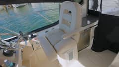 2023 Boston Whaler Conquest photo 5