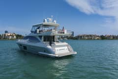 2017 Azimut 72 Flybridge "GRATITUDE" photo 1