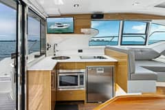 2019 Cruisers Yachts 42 Cantius "Truly Ineffable" photo 5