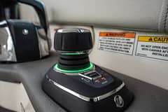 2021 Sea Ray Sundancer 320 Outboard "MOJO" photo 9