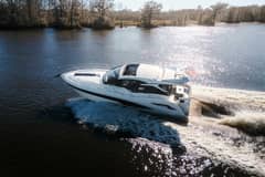 2023 Galeon 425 HTS photo 2
