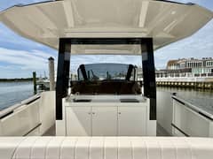 2023 Astondoa 377 Coupe Outboard photo 8