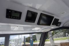2019 Everglades 340 Dual Console photo 9