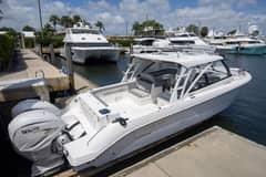 2019 Everglades 340 Dual Console photo 7
