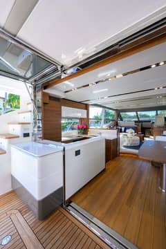 2021 Princess F70 photo 9
