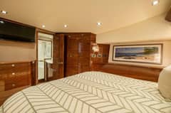 2023 Viking 64 Convertible photo 9