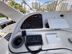 2001 Sea Ray 450 Express Bridge photo 5