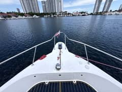 2001 Sea Ray 450 Express Bridge photo 3