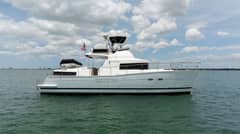 2005 Lagoon Power 43 photo 8