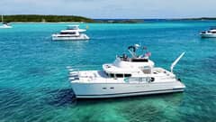 2005 Lagoon Power 43 photo 5