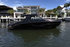 2022 Cruisers Yachts 38 GLS OB photo 3