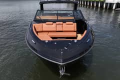 2022 Cruisers Yachts 38 GLS OB photo 4