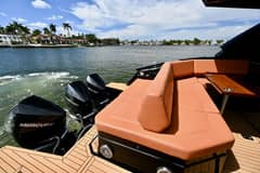 2022 Cruisers Yachts 38 GLS OB photo 7