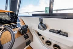 2023 Tiara Yachts 39 Coupe photo 7