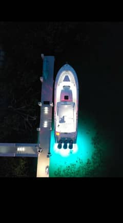 2016 Edgewater 370 photo 2