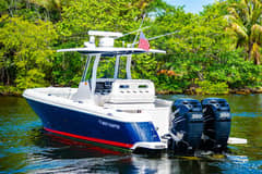 2018 Intrepid 327 "T/T Next Chapter" photo 8