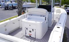 2025 Sea Hunt Ultra 305SE photo 5