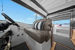 2014 Cruisers Yachts 48 Cantius "Freedom" photo 8