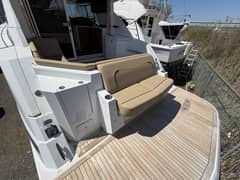 2016 Cruisers Yachts 41 Cantius photo 6