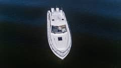 2018 Pursuit 325 OS "Offshore Asset" photo 8