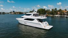 2014 Hatteras 80 photo 2