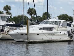 2002 Sea Ray 480 Motor Yacht "Excitable Buoy" photo 3