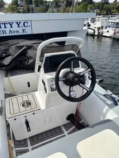 2001 Navigator Classic 48 "LADY CAPTIVA" photo 9
