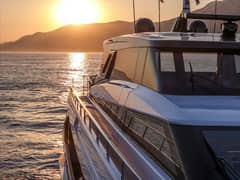 2022 Ferretti Yachts Skydeck photo 4