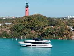 2025 Ocean Alexander 28L photo 5
