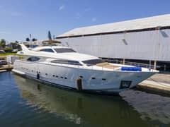 2000 Ferretti Yachts Custom Line 94 photo 1