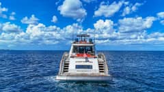 2010 Lazzara Yachts LSX 92 photo 7
