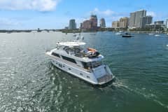 2010 Ocean Alexander 83 photo 5
