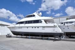 1998 Lazzara Yachts 76 Skylounge Grand Salon "Ohana" photo 5