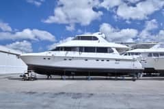 1998 Lazzara Yachts 76 Skylounge Grand Salon "Ohana" photo 4