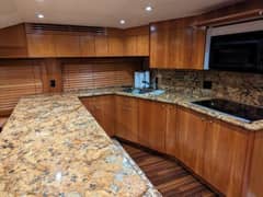 2007 Hatteras 68 Convertible photo 7