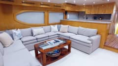 2006 Hatteras 68 Convertible photo 4