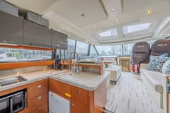 2013 Prestige 550S photo 9