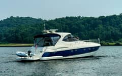 2005 Cruisers Yachts 540 Express photo 7